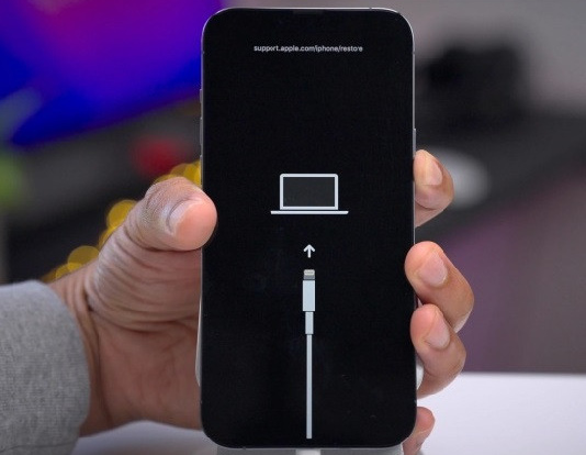 iPhone 14 Pro không lên màn hình do đâu, khắc phục ra sao